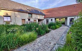 Nachtegael Hoekhuis, knusse woning met prachtig vergezicht